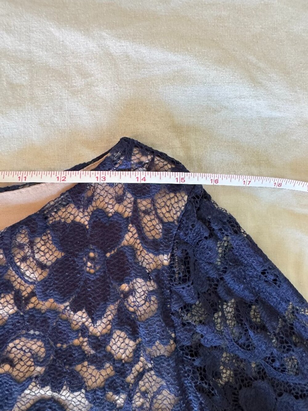 ASOS Petite Elegant Lace Shift Dress | US 10 Petite | Excellent Condition - Picture 5 of 16
